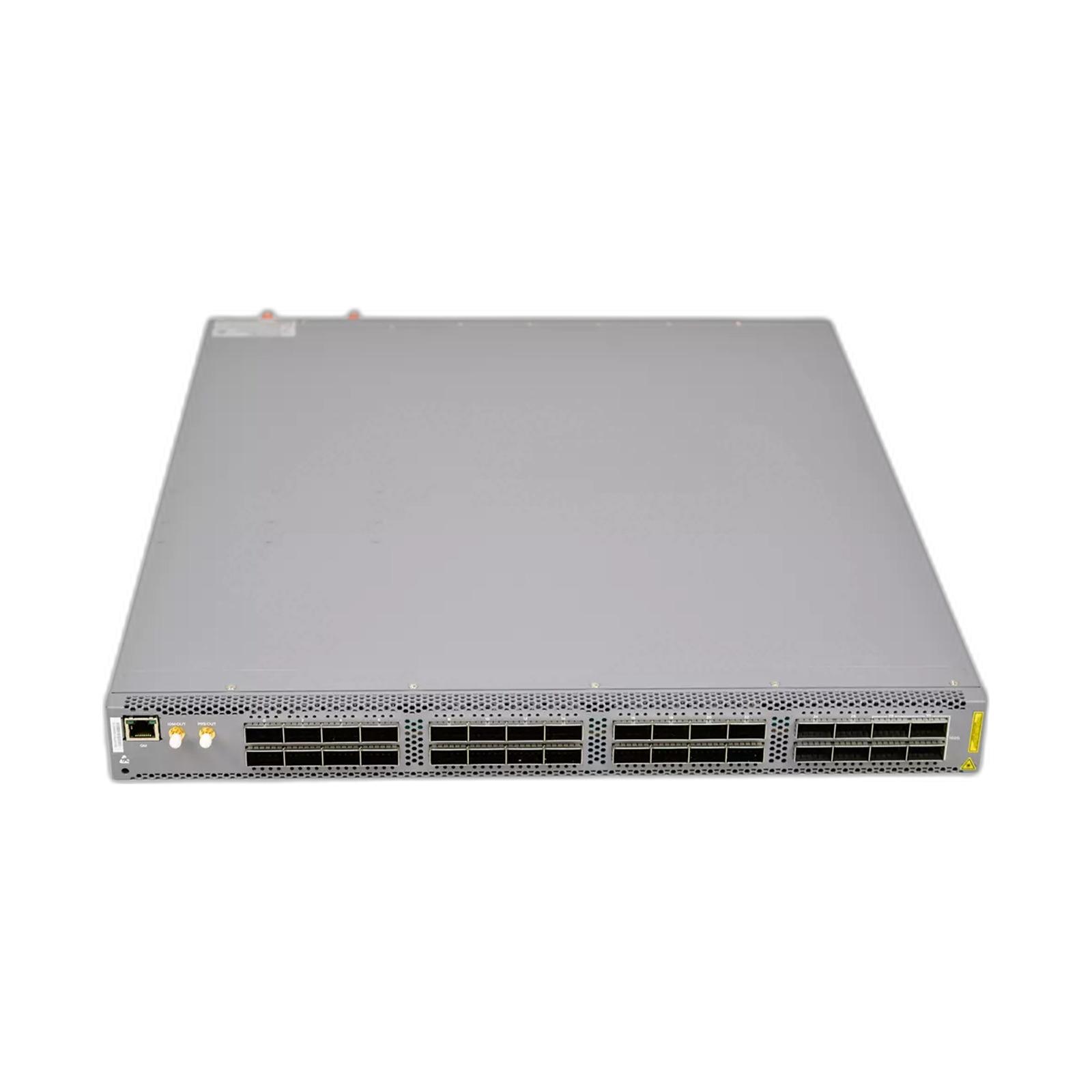 Juniper QFX5110-32Q-AFO Juniper QFX5110 32 Ports 100GbE Switch